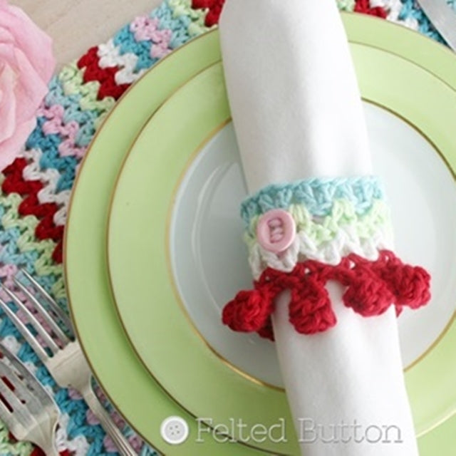 V-Stitch Placemat and Napkin Ring crochet pattern in cath kidston colors of pink and red and turquoise and pale green, free crochet pattern for table decor by Susan Carlson of Felted Button | Colorful Crochet Patterns