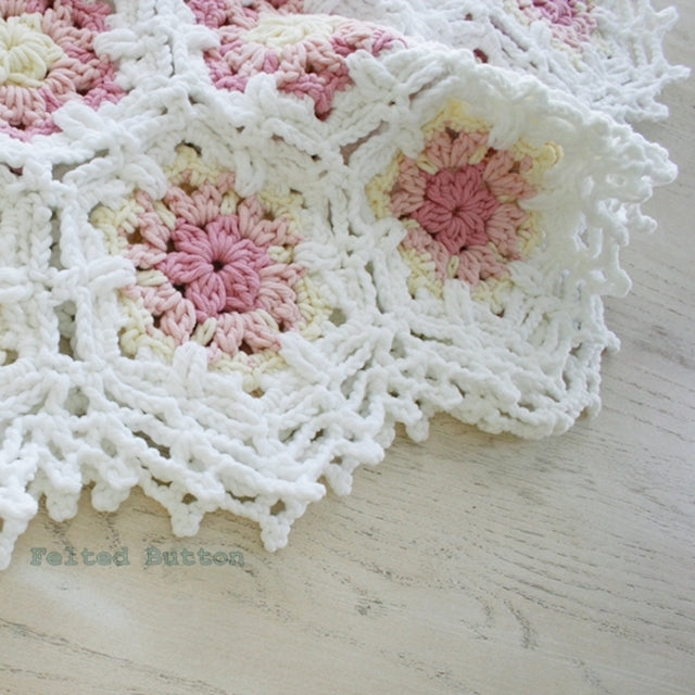 Vintage Fleur Blanket crochet pattern in pastel pinks and white cotton yarn hexagons, by Susan Carlson of Felted Button | Colorful Crochet Patterns