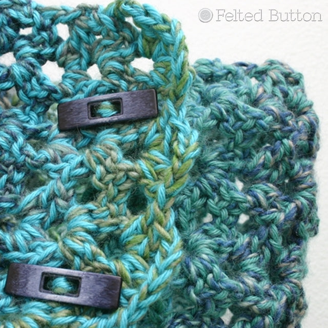 Blue and green textured crochet cowl with two toggle buttons, Sea Ice Cowl crochet patttern by Susan Carlson of Felted Button
