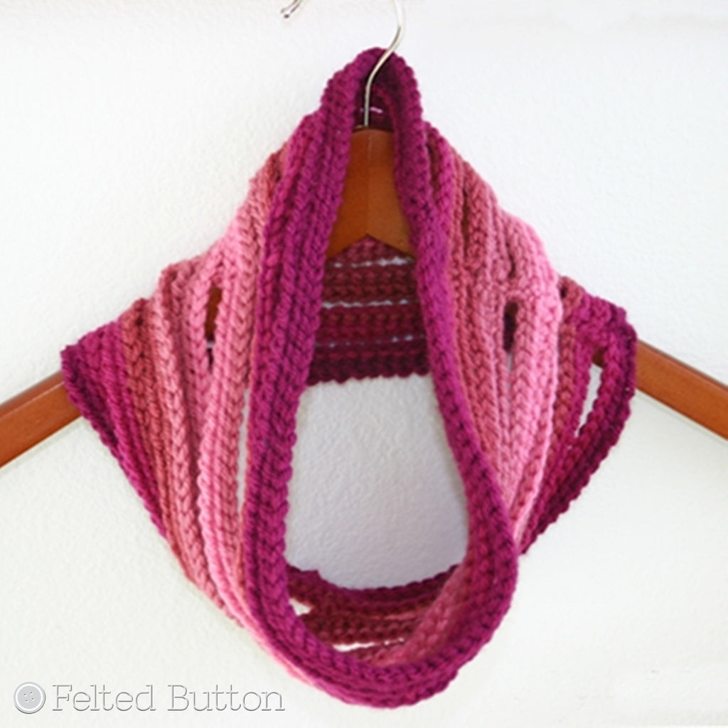 Ombre String Cowl | Crochet Pattern | Felted Button