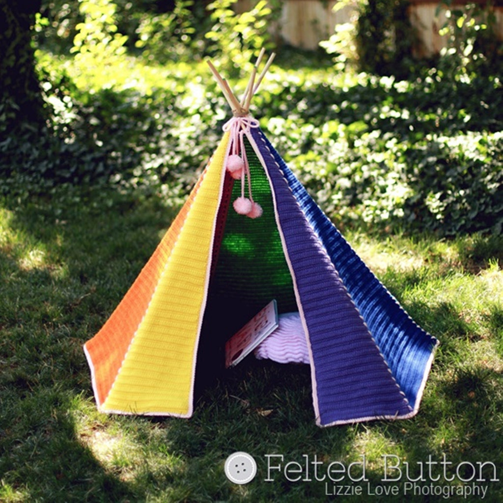 Rainbow tent, playtent for toddlers, Toddler Tent crochet pattern by Susan Carlson of Felted Button