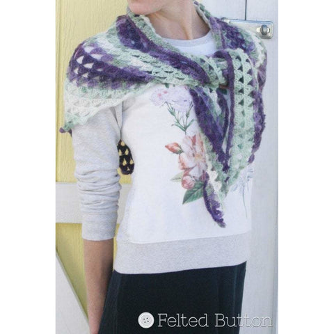 Triangle of Triangles Scarf | Crochet Pattern | Felted Button